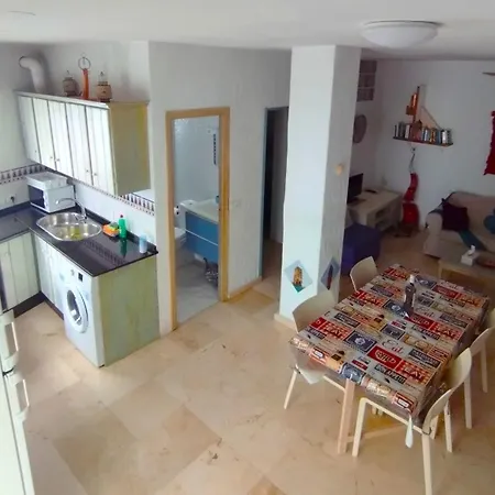 Casa Velazquez Con Terraza Privada בית נופש קוניל דה לה פרונטרה