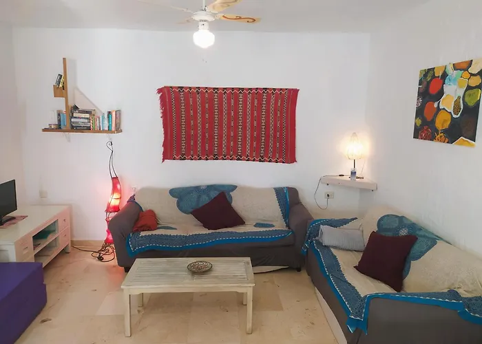 Casa Velazquez Con Terraza Privada 펜션 *